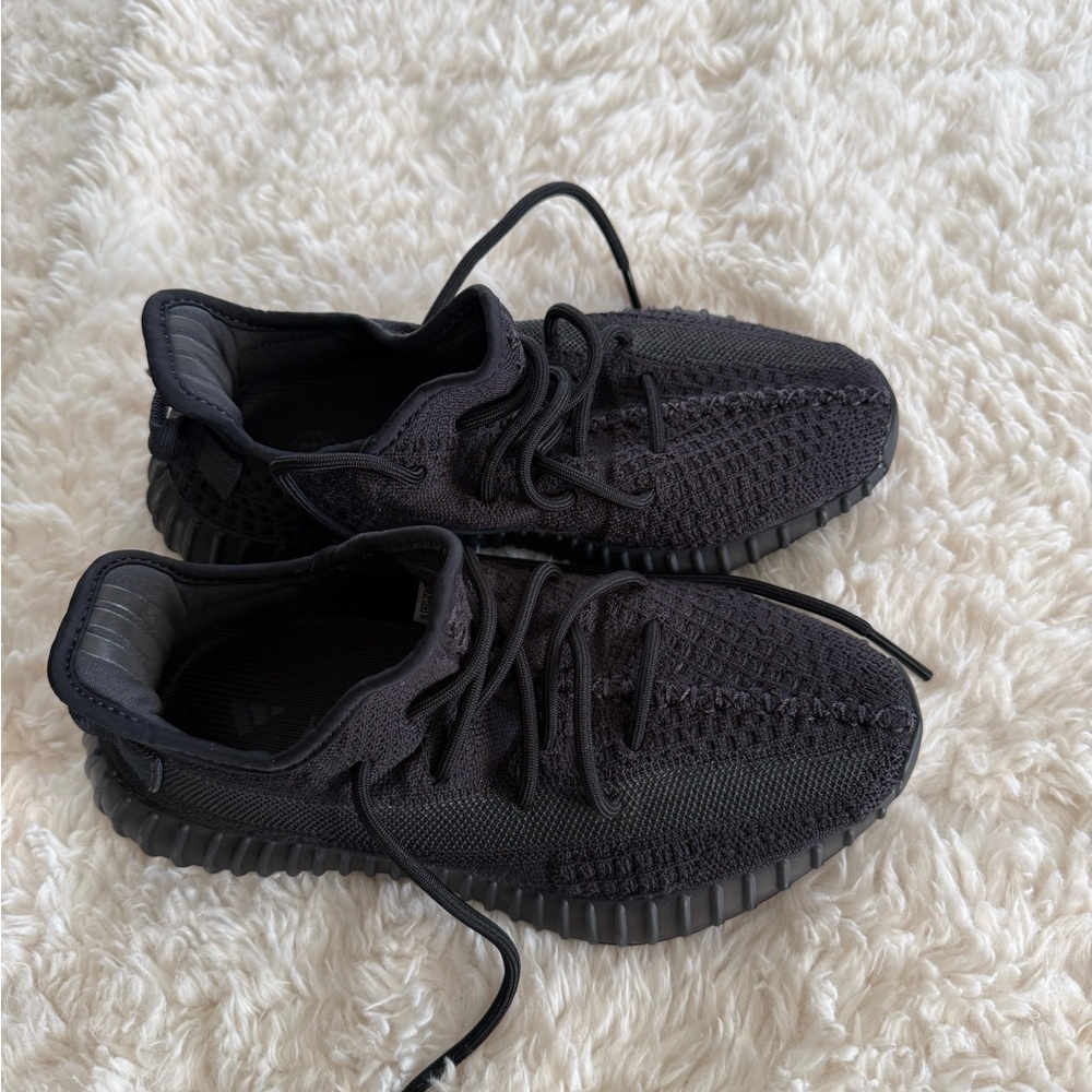 Adidas Yeezy Boost 350 V2 “Onyx”